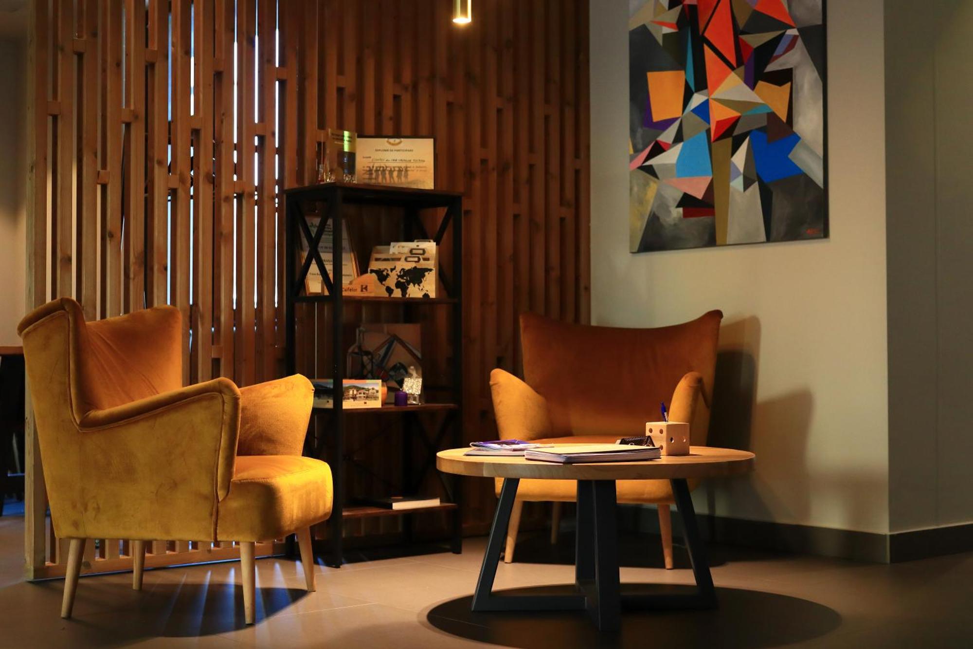 Casa Calfelor Kolping Timisoara Hotel ภายนอก รูปภาพ